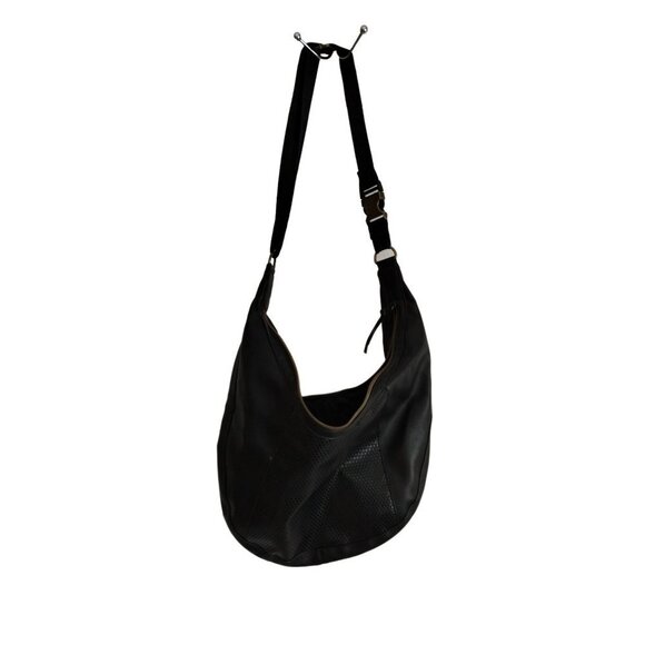 Unbranded Handbags - Black faux leather textured crossbody buckle strap